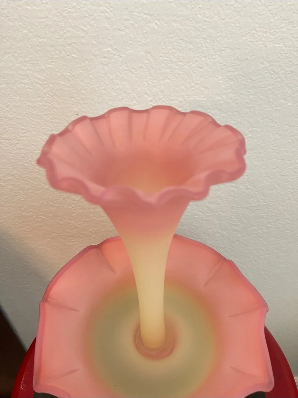 Vintage Fenton Burmese Uranium Center Horn Epergne
